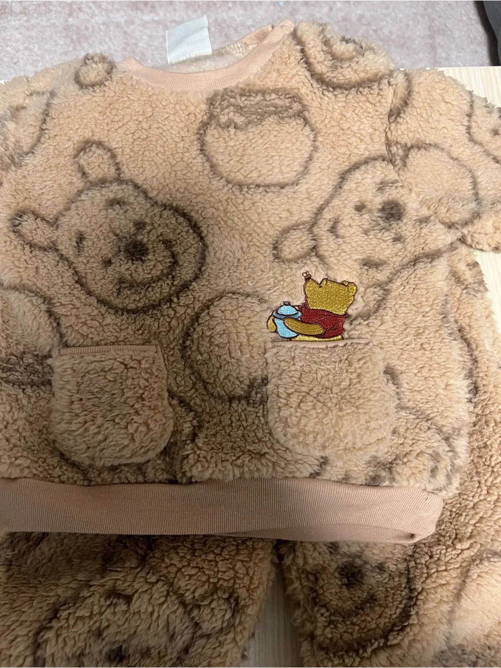 NWT Disney Winnie the Pooh Sherpa Fleece 2PC Jogger Set 18M